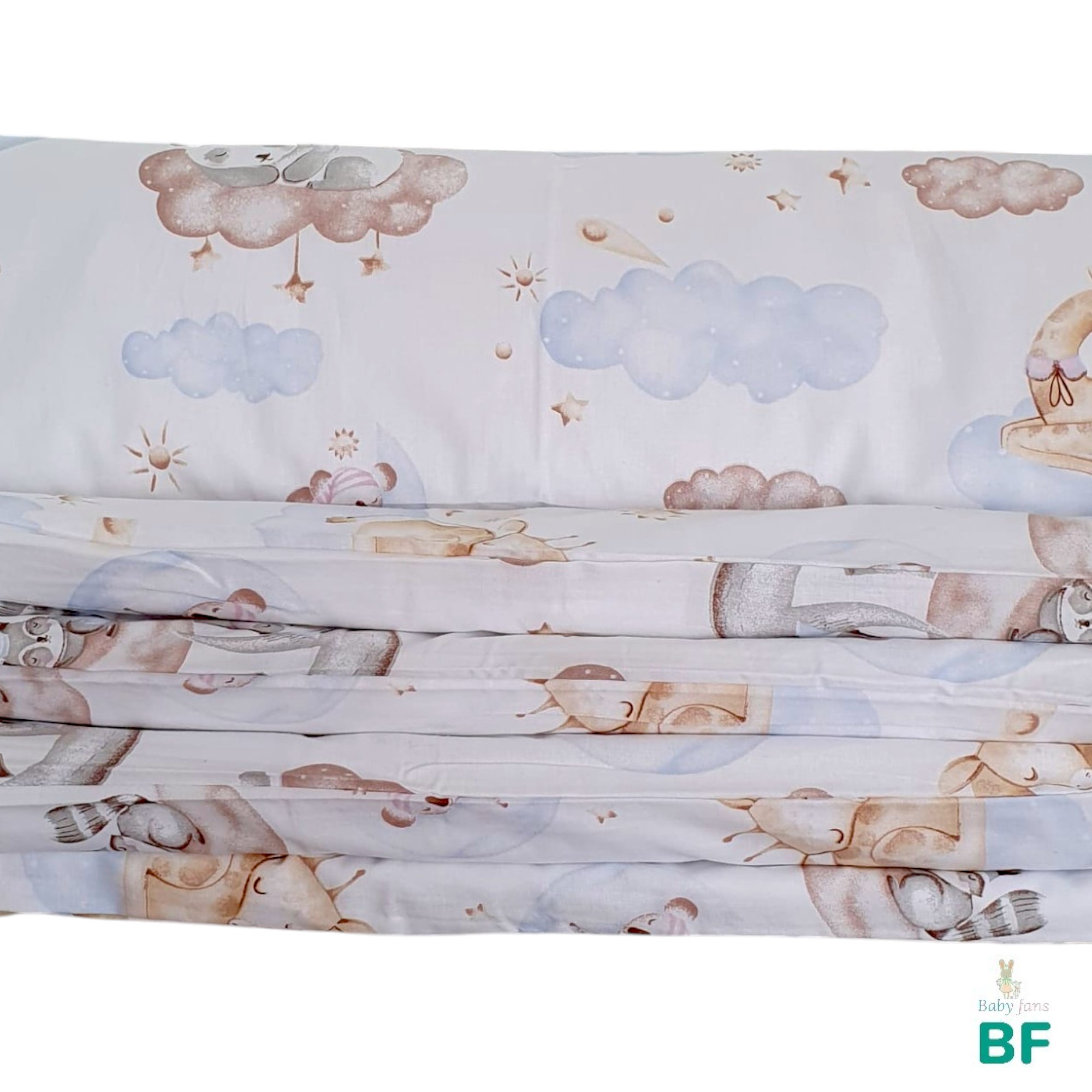 Bērnu gultas veļa «DZĪVNIEKI MĀKOŅOS» no 2 daļam, 90X120 Bērnu gultas veļa «DZĪVNIEKI MĀKOŅOS» no 2 daļam, 90X120